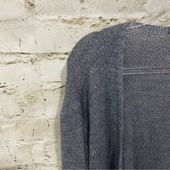 American Eagle Gray Knit Made In Italy Cardigan Sweater - Picture 2 of 5